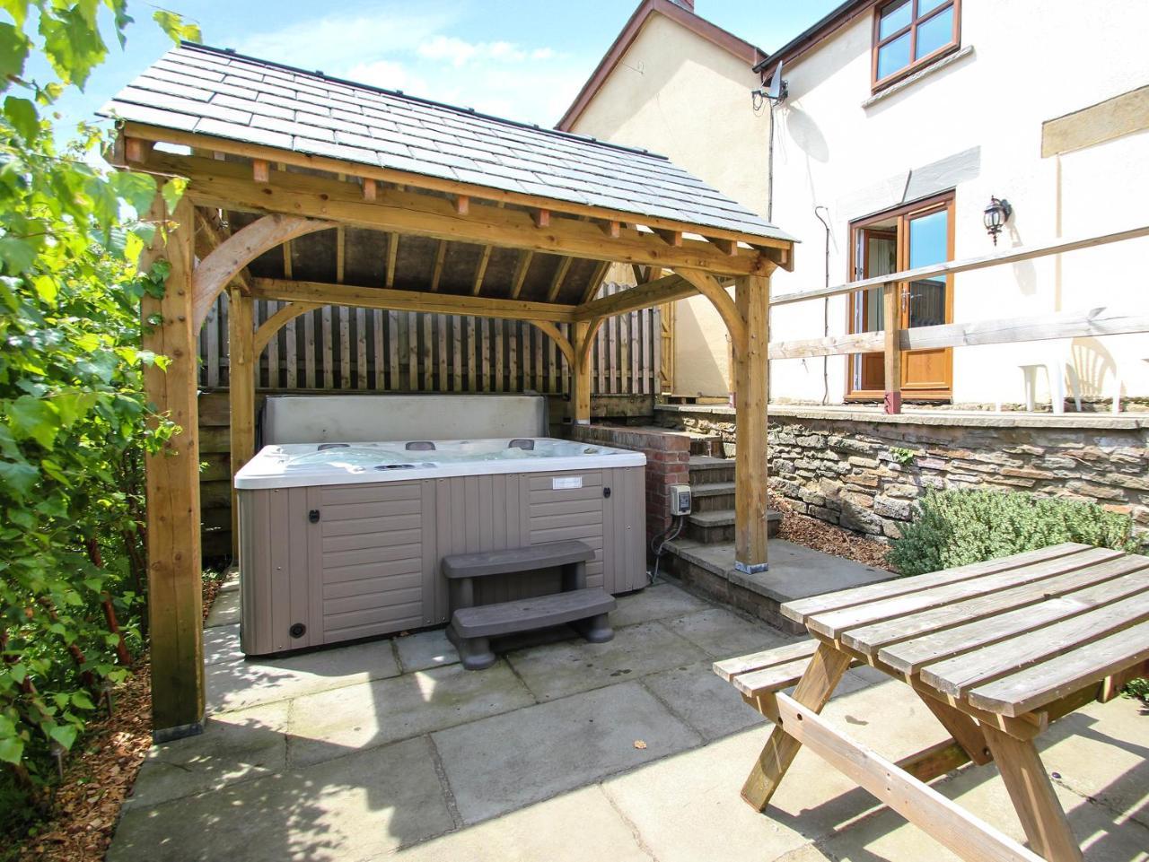 Lilly Cottage Lydney Exterior foto